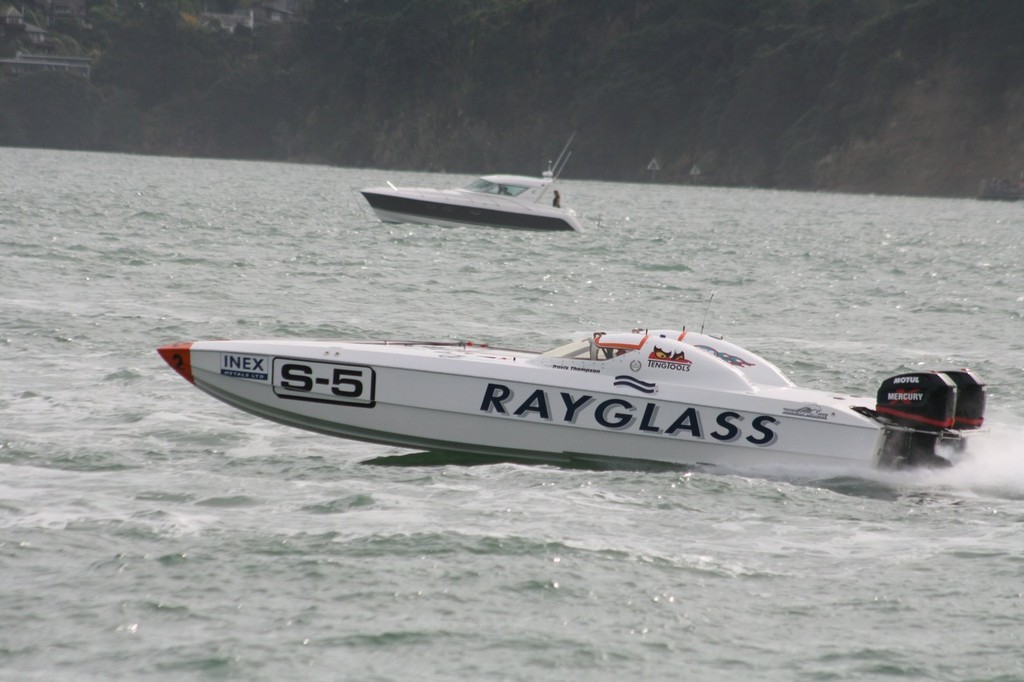 Rayglass Skater driven by Kelly Smith who will be chasing her third consecutive Superboat Lite title.  © New Zealand Hydroplane Drivers Club .Phillip Hoskyn http://www.nzgrandprixhydroplane.com